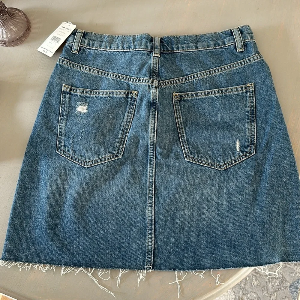 🇺🇸Free People Denim Skirt🇺🇸 - Picture 2 of 4